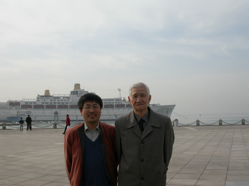 何志辉教授与赵文教授合影